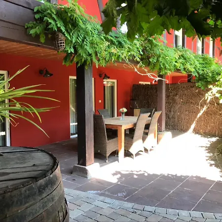 Les Authentics - Le Domaine D'autrefois & Holiday home *