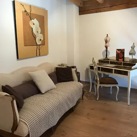 Les Authentics - Le Domaine D'autrefois &