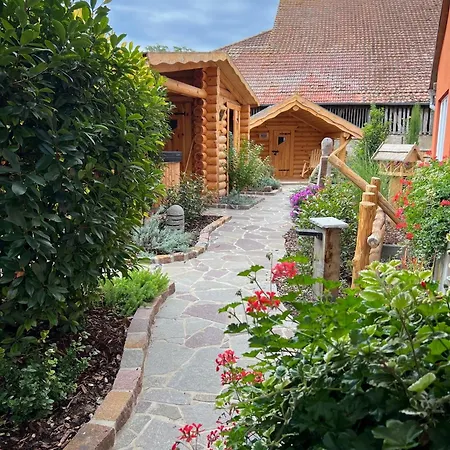 Les Authentics - Le Domaine D'autrefois & Holiday home