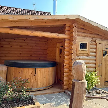 Holiday home Les Authentics - Le Domaine D'autrefois & *