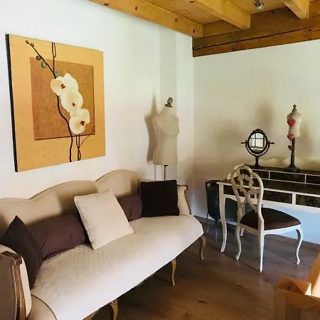 Les Authentics - Le Domaine D'autrefois & Holiday home